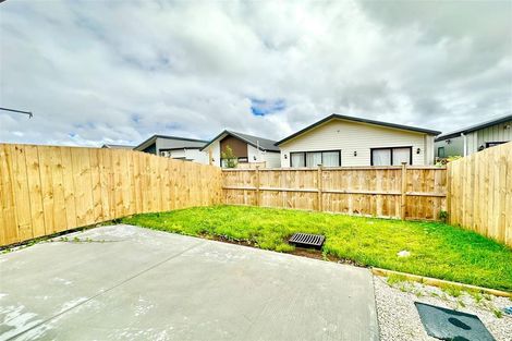 Photo of property in 22 Combat Street, Papakura, 2110