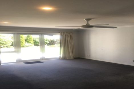 Photo of property in 11 Hanover Place, Ilam, Christchurch, 8041