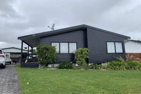 Photo of property in 18 Delaware Grove, Totara Park, Upper Hutt, 5018