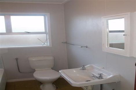 Photo of property in 2/8a Christie Crescent, Havelock North, 4130