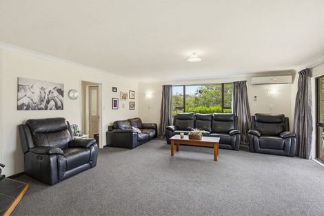 Photo of property in 1 Graham Street, Shannon, 4821