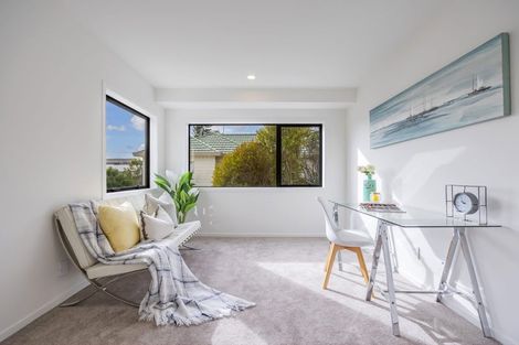 Photo of property in 7a Manuwai Road, Torbay, Auckland, 0630