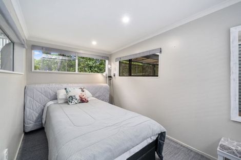 Photo of property in 20 Kereru Street, Waikanae, 5036