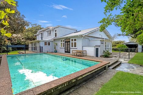 Photo of property in 5 Parkes Avenue, Saint Johns Hill, Whanganui, 4501