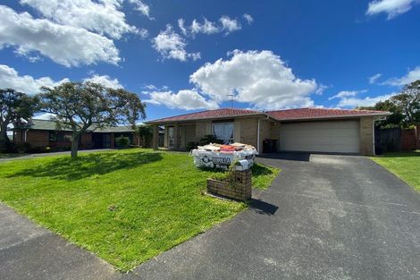 Photo of property in 18 Newbegin Place, Weymouth, Auckland, 2103
