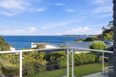 Photo of property in 33 Lax Crescent, Leigh, 0985