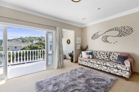 Photo of property in 21 Cavendish Square, Strathmore Park, Wellington, 6022