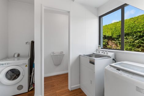 Photo of property in 20 Lynas Street, Outram, 9019