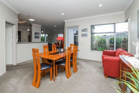 Photo of property in 31 Mickelson Avenue, Rototuna, Hamilton, 3210