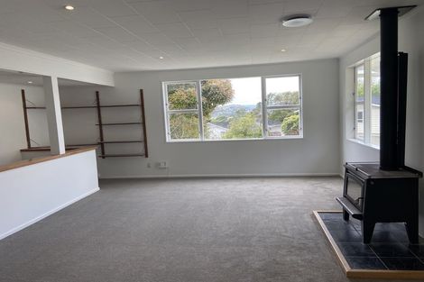 Photo of property in 162 Broderick Road, Johnsonville, Wellington, 6037
