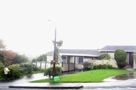 Photo of property in 2/2 Chilton Place, Howick, Auckland, 2014