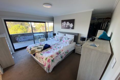 Photo of property in 927 East Coast Road, Northcross, Auckland, 0632