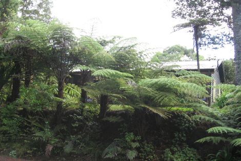 Photo of property in 21 Taraire Road, Titirangi, Auckland, 0604