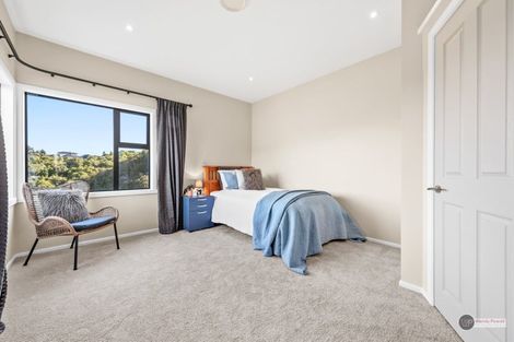 Photo of property in 67 Mount Marua Way, Timberlea, Upper Hutt, 5018