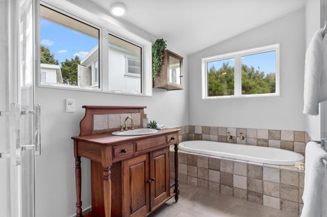 Photo of property in 169 Te Toiroa Road, Ngunguru, Whangarei, 0173