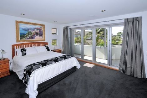 Photo of property in 34a Ocean View Road, Milford, Auckland, 0620