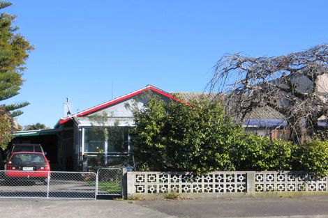 Photo of property in 18 Ward Street, Palmerston North, 4410