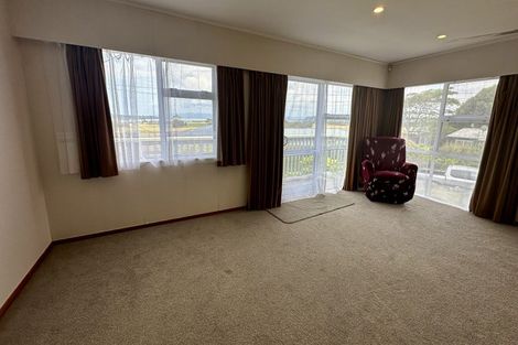Photo of property in 9 Waiana Avenue, Mangere Bridge, Auckland, 2022