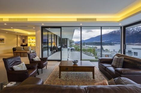 Photo of property in 544 Peninsula Road, Kelvin Heights, Queenstown, 9300