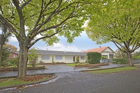 Photo of property in 2 Chaytor Street, West End, Palmerston North, 4410