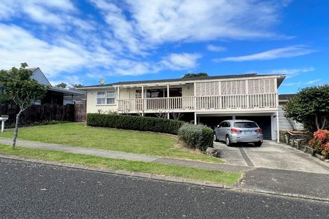 Photo of property in 18 Archmillen Avenue, Pakuranga Heights, Auckland, 2010