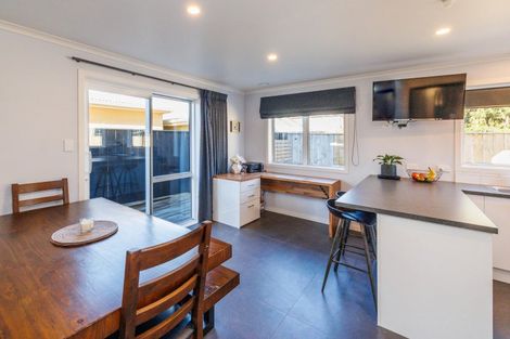 Photo of property in 7a Denbigh Place, Awapuni, Palmerston North, 4412