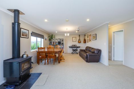Photo of property in 83 Williams Road, Tokomaru, Palmerston North, 4474