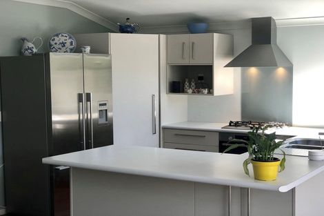 Photo of property in 26b Seddon Street, Waikanae, 5036