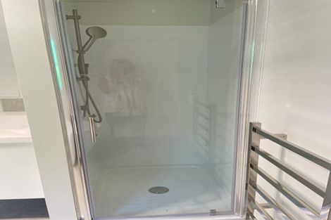 Photo of property in 8 Cardiff Street, Pukekohe, 2120