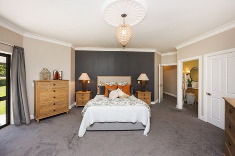 Photo of property in 138 Valley Views, Fitzherbert, Palmerston North, 4472