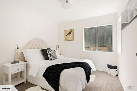 Photo of property in 32 Valhalla Drive, Beach Haven, Auckland, 0626