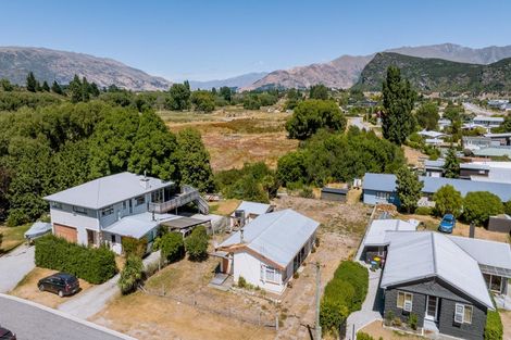 Photo of property in 18 Arklow Street, Albert Town, Wanaka, 9305