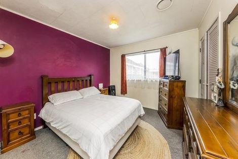 Photo of property in 2/34 Plunket Avenue, Papatoetoe, Auckland, 2104