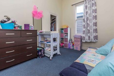 Photo of property in 25 Brentwood Avenue, Mount Eden, Auckland, 1024