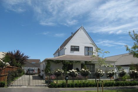 Photo of property in 15 Althorp Place, Avonhead, Christchurch, 8042