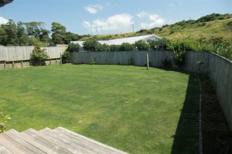 Photo of property in 15 Heta Road, Highlands Park, New Plymouth, 4312