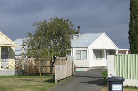 Photo of property in 28 Duckworth Crescent, Greenmeadows, Napier, 4112