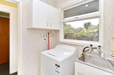 Photo of property in 2/381 Main North Road, Redwood, Christchurch, 8051