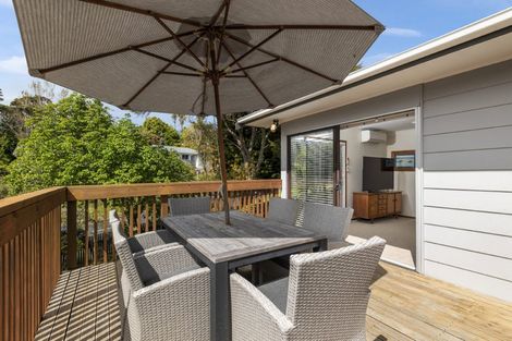 Photo of property in 31 Contessa Drive, Glenfield, Auckland, 0629