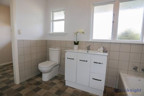 Photo of property in 33 Powell Crescent, Ilam, Christchurch, 8041