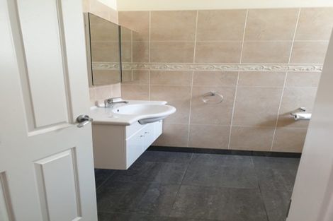 Photo of property in 333 The Parade, Island Bay, Wellington, 6023