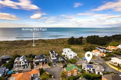 Photo of property in 5 Cockle Lane, Waimairi Beach, Christchurch, 8083