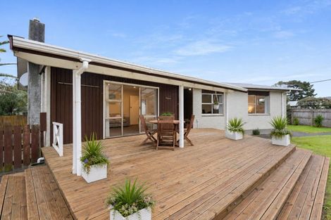 Photo of property in 57 Martin Road, Paraparaumu Beach, Paraparaumu, 5032