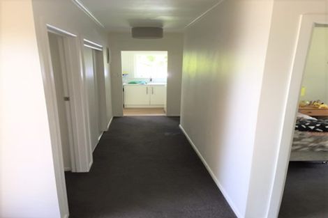 Photo of property in 11 Merchant Avenue, Te Atatu South, Auckland, 0610