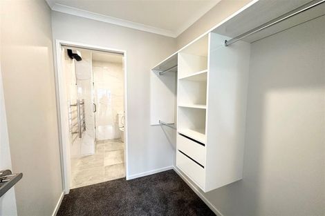 Photo of property in 33 Combat Street, Papakura, 2110