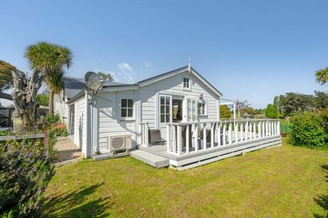 Photo of property in 1033 Masterton Castlepoint Road, Tauweru, Masterton, 5889