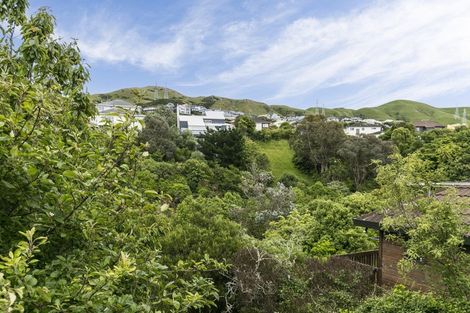 Photo of property in 11 Ellwood Place, Churton Park, Wellington, 6037