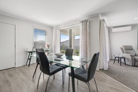 Photo of property in 24 Minerva Avenue, Helensville, 0800