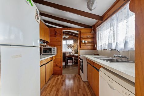 Photo of property in 13 Booker Place, Weymouth, Auckland, 2103