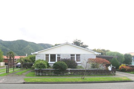 Photo of property in 1/19 Clouston Park Road, Clouston Park, Upper Hutt, 5018